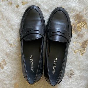 Like New Aerosole Main Dish Black Loafers 7.5